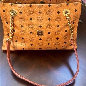 MCM  chained Tote  bag